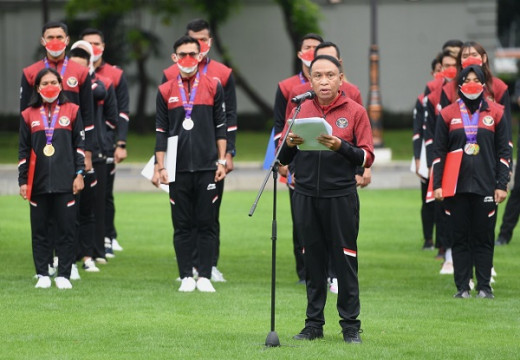 Dihadapan Presiden Jokowi, Menpora Amali Laporkan Perubahan Paradigma Baru Olahraga Nasional