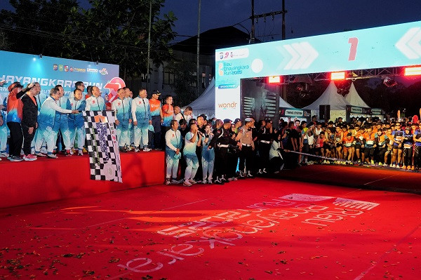 Kapolri Jenderal Listyo Sigit Flag Off Riau Bhayangkara Run 2025