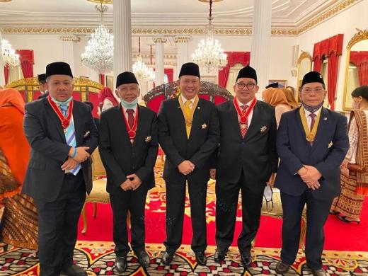 Selain Fahri dan Fadli, Bamsoet Juga Terima Tanda Jasa dan Tanda Kehormatan Republik Indonesia