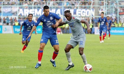Pengganti Mario Gomez Masih Dibicarakan Direksi Arema FC