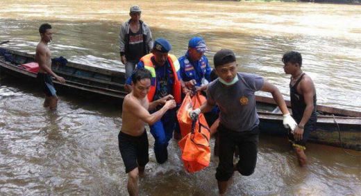 Dua Orang Meninggal Dunia Akibat Longboat Tenggelam di Perairan Obi Halsel
