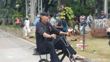 Naik Sepeda Berjok Paku, Abah Zaini dari Banten Ikut Demo PA 212