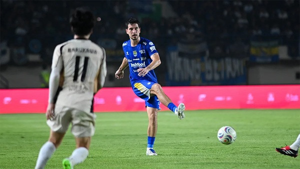 Hadapi Jadwal Padat, Persib Hadapi Dilema Taktik Yang Pelik