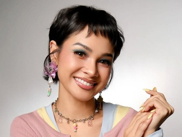 Andien Aisyah Buka Sekolah Gratis Kelima di Kampung Apung