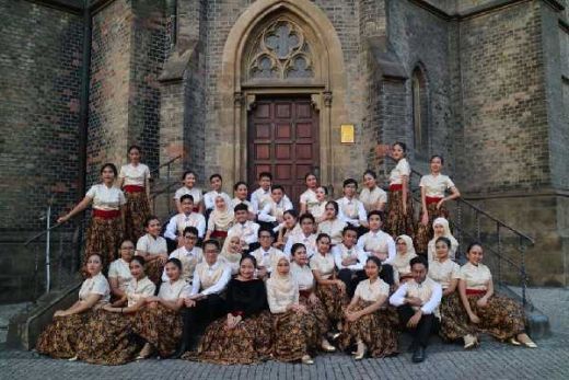 Bawakan Lagu Daerah Aceh, Pelajar SMA 78 Jakarta Juarai Paduan Suara Internasional di Cekoslovakia