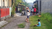 Warga Karangasem Bali Berhamburan ke Luar Rumah Saat Gempa M 4,8