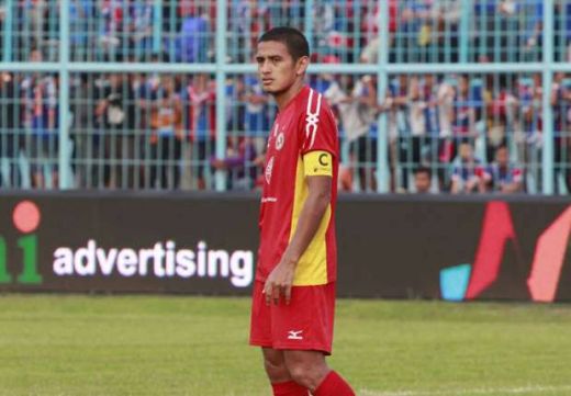 Usia Sudah Kepala Tiga, Hengki Ardiles Siap Bersaing dengan Pemain Muda Semen Padang FC