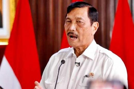 Jerry Massie Minta Luhut dan Budi Gunadi Lempar Handuk