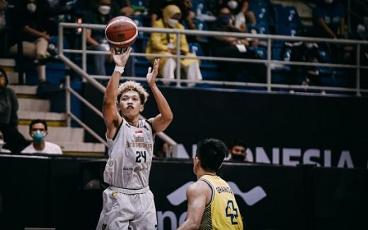 Indra Akan Fokus Jalani Program Latihan Timnas Basket Indonesia