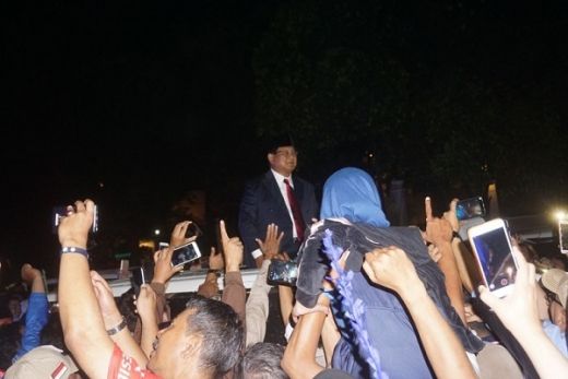 Tiba di Kediaman Usai Debat, Prabowo Diteriaki Presiden