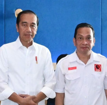 Dicintai Rakyat, Projo Sulsel: Pa Jokowi Jangan Pulang Kampung Dulu