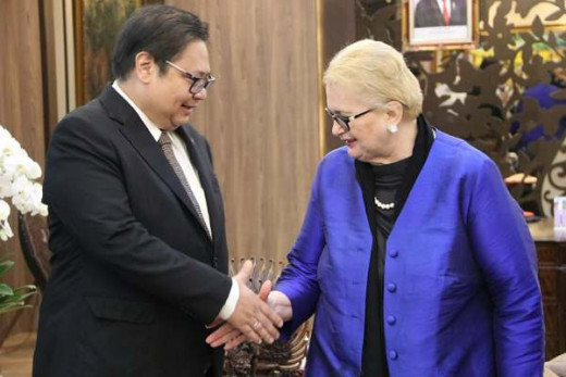 Bertemu Menlu Bosnia, Menko Airlangga: Kerjasama Indonesia Bisa Ditingkatkan Hingga ke Sawit dan Persenjataan