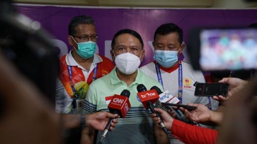 PON XX Berjalan Lancar, Menpora Amali: Tagline Torang Bisa Benar-benar Dibuktikan