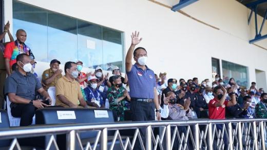 Menpora Amali Kirim Dukungan dan Doa untuk Tim Bulu Tangkis Indonesia