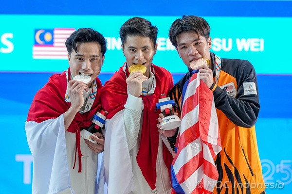 Edgar Sumbang Emas Pertama Wushu, Seraf Naro Dapat Perak