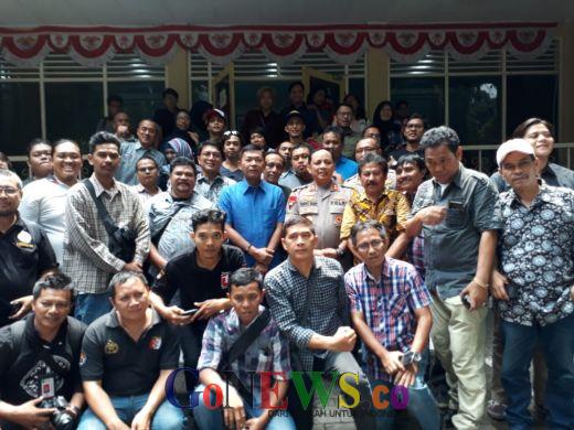 Masih Suasana HPN, Kapolda Metro Jaya Sambangi FWP di Balai Wartawan