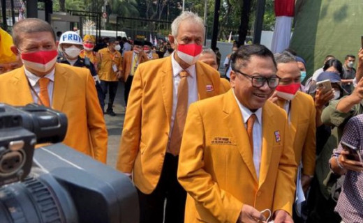 Ketum Hanura Oesman Sapta Odang Temui Jokowi di Istana, Apa yang Dibahas?