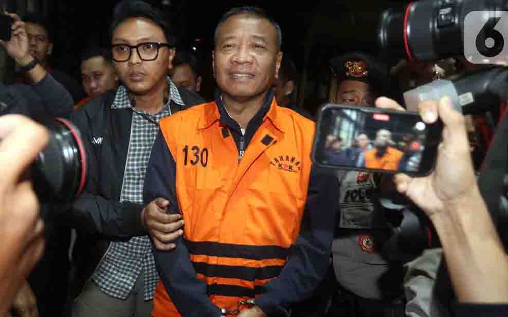 Dalih Tunjangan Hari Raya Bongkar Skandal Upeti Rutin Bupati Gatut Sunu