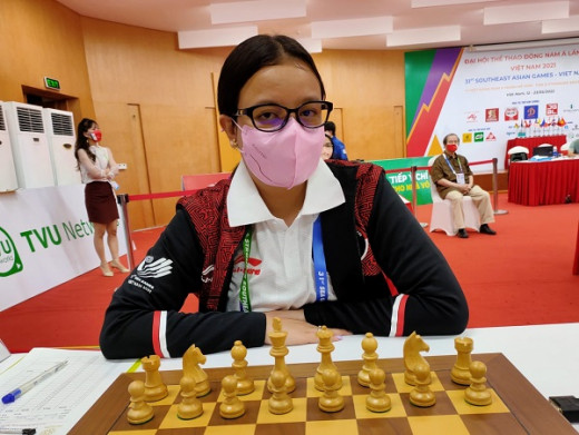 Citra dan Irene Pastikan Raih Emas dan Perak Catur Klasik