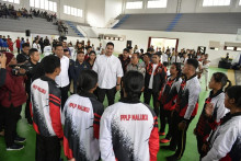 Menpora Dito Puji Potensi dan Semangat Atlet Olahraga Maluku