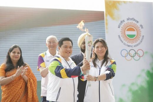 Erick Thohir dan Susy Susanti Awali Kirab Obor Asian Games 2018