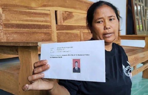 Ditangkap Polisi Diduga Bjorka, Ibu Pria di Madiun: Kami Tak Punya Komputer, Makan saja Susah