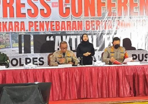 Ditangkap Polisi, Ternyata Ini Sosok Direktur Tv Lokal yang Sebar Hoax