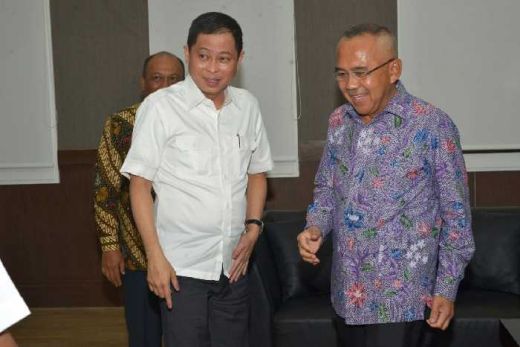 Jumpai Menteri ESDM, Gubernur Andi Rachman Curhat Soal Pemadaman dan Pasokan Listrik di Riau