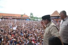 Selain Pesantren dan Madrasah, Prabowo: Saya Akan Besarkan TNI dan Polisi di Indonesia