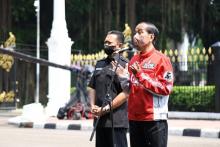 Bamsoet dan Presiden Jokowi Lepas Parade Energy to Speed Up Parade Pembalap MotoGP dari Istana Negara