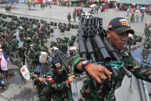 TNI Buru Prajurit yang Membelot Gabung KKB Papua