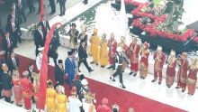 Tiba di Ruang Sidang Tahunan, Jokowi Kenakan Jas Biru, Iriana Berkebaya