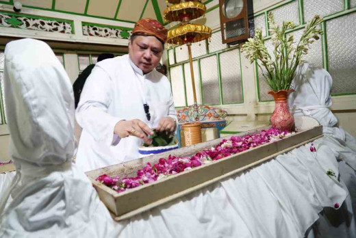 Hadiri Tradisi Yaa Qowiyyu di Jatinom, Airlangga: Berilah Kekuatan kepada Kami Umat Muslim