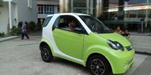 Keren! Mahasiswa dan Dosen di Surabaya Ini Bikin Mobil Listrik yang Dibanderol Rp90 Juta