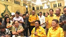 Kumpulkan Pimpinan Media, OSO Tegaskan Masih Ketua Partai Hanura