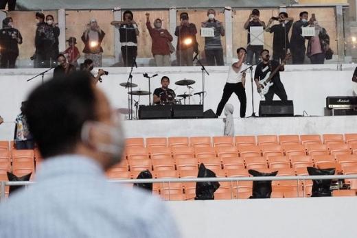 Anies Band Nidji saat Uji Sound Sysitem JIS, Bagaimana Ya Perasaan Giring?