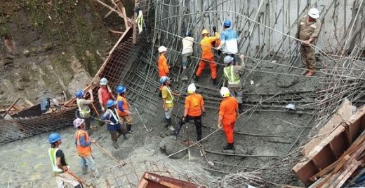Proyek Tol Manado-Bitung Ambruk, Tiga Pekerja Tertimbun Material