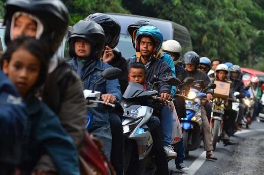 Polisi Perpanjang Operasi Penyekatan Arus Balik ke Jakarta hingga 24 Mei 2021