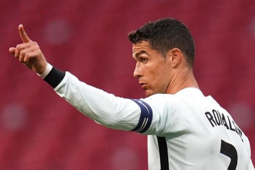 UEFA Tak Masalah Cristiano Ronaldo Singkirkan Coca-Cola