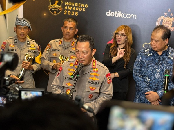 Kapolri Tegaskan Komitmen Reformasi dan Pelayanan Terbaik dalam Hoegeng Awards 2025