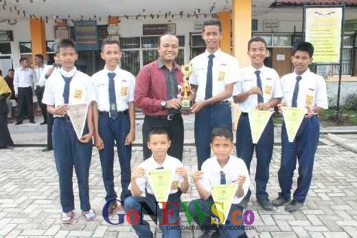 Tim Pramuka SMP Juara Pekanbaru Sabet Juara Umum se Kecamatan Bukit Raya
