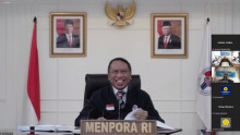 Jadi Penguji External Uncen, Menpora Amali Sampaikan Pentingnya PON untuk Bangsa Indonesia