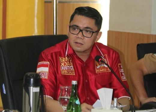 Soal Bahasa Sunda, Kader PDIP Minta Megawati Beri Peringatan Keras ke Arteria Dahlan