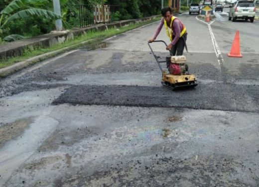 Yang Mau ke Pulau Jawa, Hati-hati, Banyak Perbaikan di Jalan Tol Jakarta Cikampek