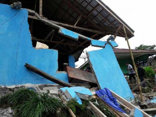 Gempa 4,4 SR Guncang Pekalongan, Ratusan Bangunan Rusak di Banjarnegara