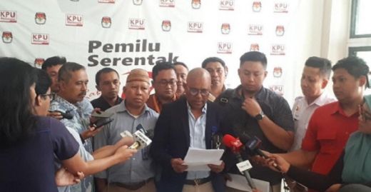 Pendukung Prabowo Laporkan Lembaga Survei soal QC Pilpres ke KPU