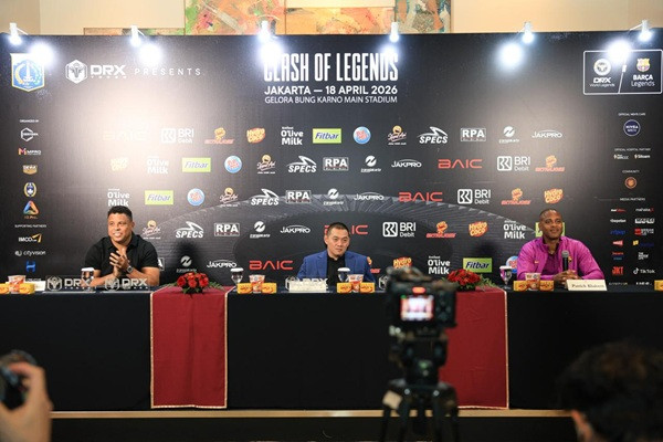 Clash of Legends Ingatkan Patrick Kluivert dan Ronaldo Nazario Kenangan di GBK