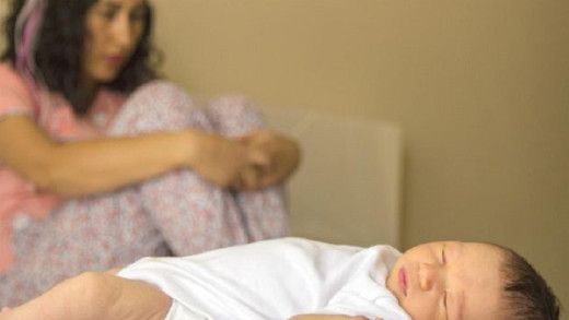 Mengenal Baby Blues: Momen Emosional Pasca Melahirkan yang Harus Dihadapi Kaum Hawa