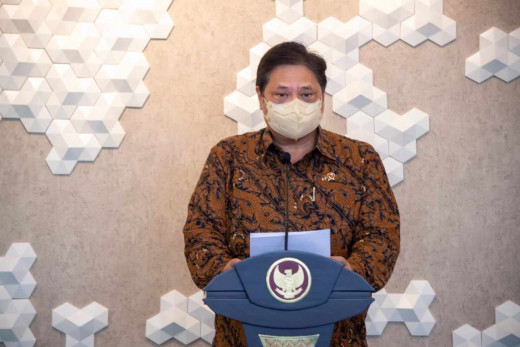 Meski Kenaikan Kasus Tergolong Rendah, Menko Airlangga: Pemerintah Terus Dorong Vaksinasi Booster untuk Antisipasi Omicron Varian BA.4 and BA.5