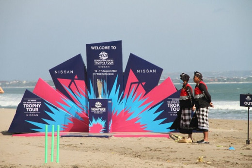 Pameran Trophy Piala Dunia Putra 2022 dan Kampanye Timnas U 19 Putri Lolos ke Wolrd Cup 2023 Afsel di Bali dan Jakarta
